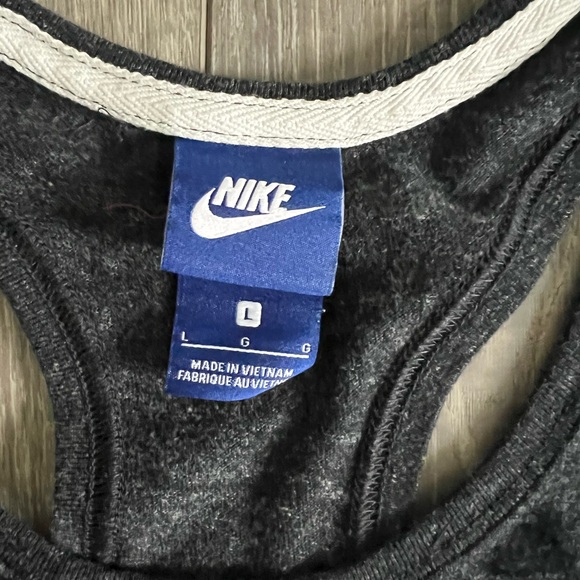 Nike Racerback Tank Top - Picture 3 of 3
